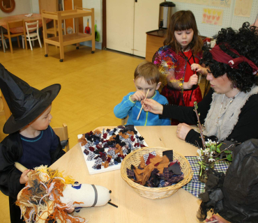 tvoříme čarodějnou knihu